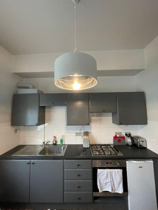 1 Comfortable Studio Apartment Brighton Екстериор снимка