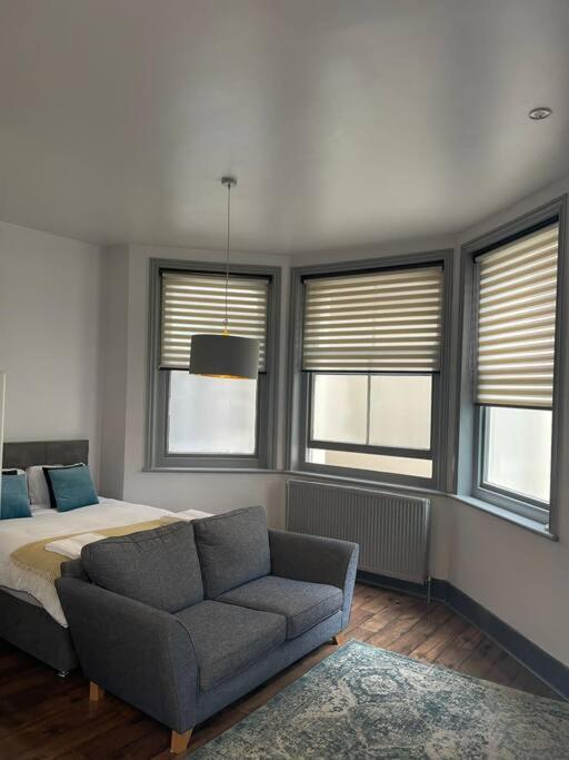 1 Comfortable Studio Apartment Brighton Екстериор снимка